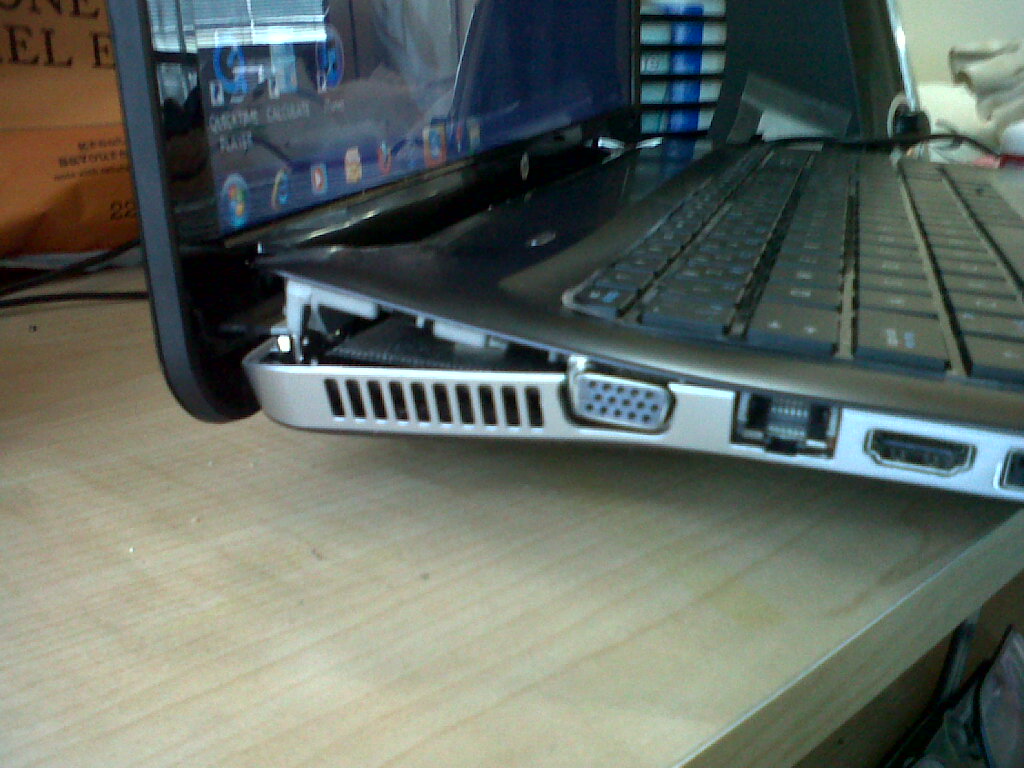 naprawa palmrest poznań naprawa touchpad poznań